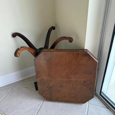 Vintage Tilt-Top Pedestal Table Base and Top with Curved Spider Legs