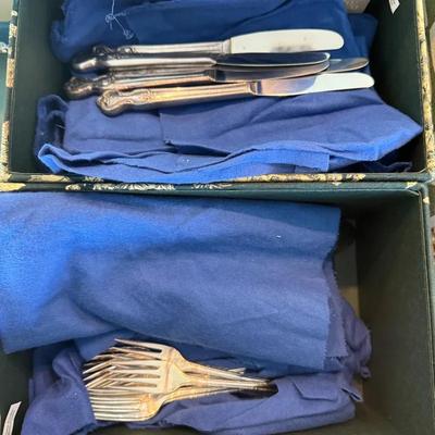 Oneida “Raphael” Silverplate Flatware Lot in Original Storage Box
