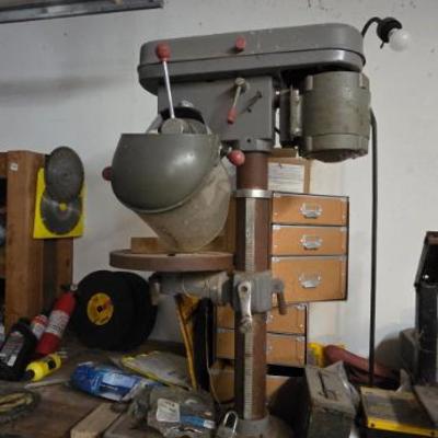 Sale Photo Thumbnail #100