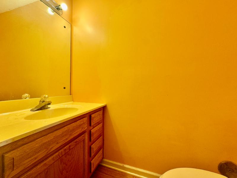 Sale Photo Thumbnail #8