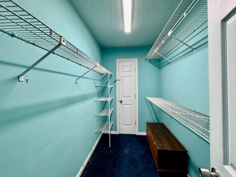 Sale Photo Thumbnail #21