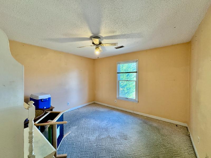 Sale Photo Thumbnail #24