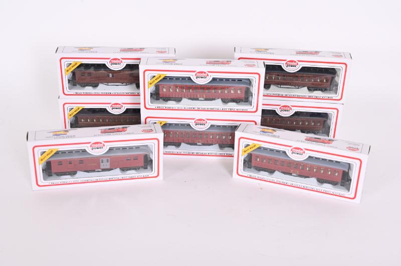 Sale Photo Thumbnail #33