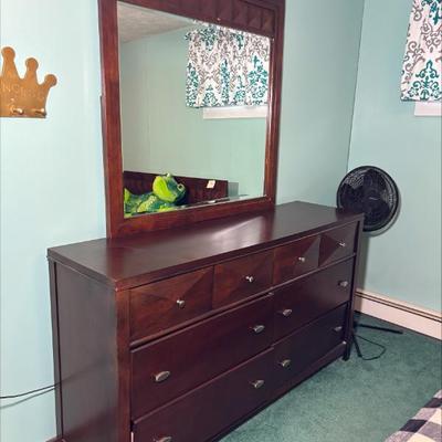 Sale Photo Thumbnail #9