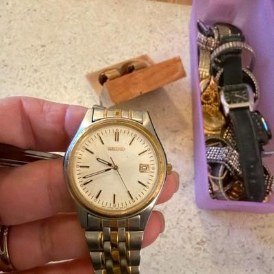 Sale Photo Thumbnail #146