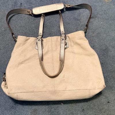 Sale Photo Thumbnail #80