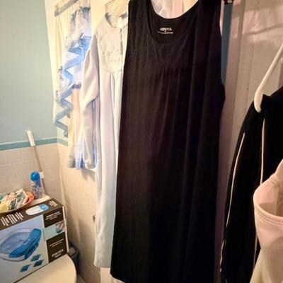 Sale Photo Thumbnail #96