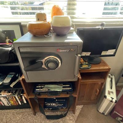 Sale Photo Thumbnail #88