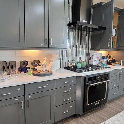 Sale Photo Thumbnail #400