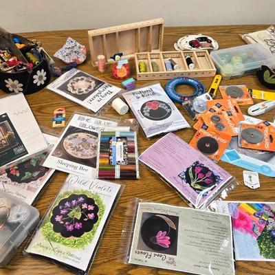 Sewing Quilting Notions: Appliques, Kits, Fabrics, Threads