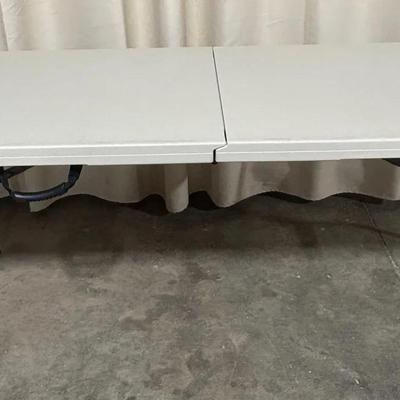 6’ Plastic Folding Table 