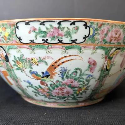 13" Chinese Rose Medallion Punch Bowl