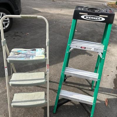 Werner 4’ Fiberglass Stepladder And Utility Ladder 