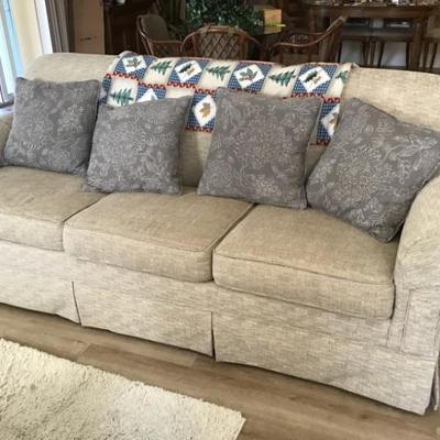 Sale Photo Thumbnail #82