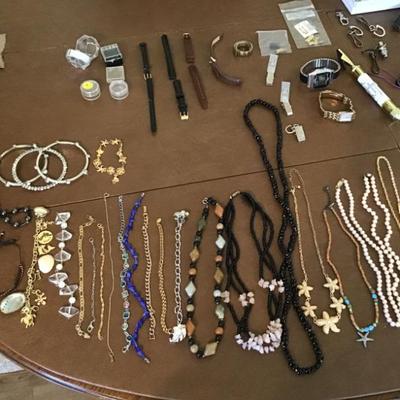 Sale Photo Thumbnail #106