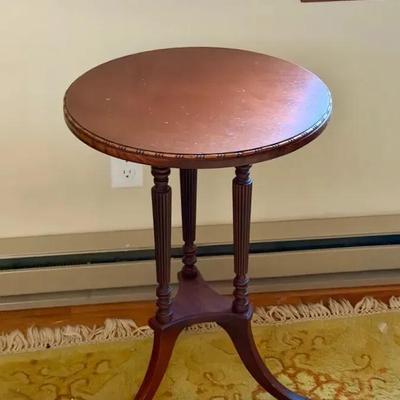 Pie Crust Pedestal Table 