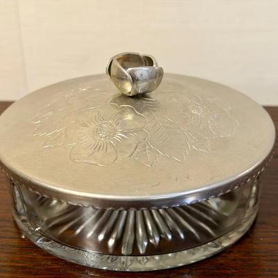 Divided Condiment Dish With Aluminum Lid