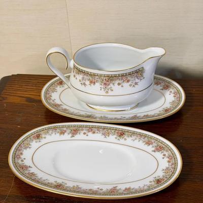 Noritake Ireland Morning Jewel Gravy Boat W (2) Underplates