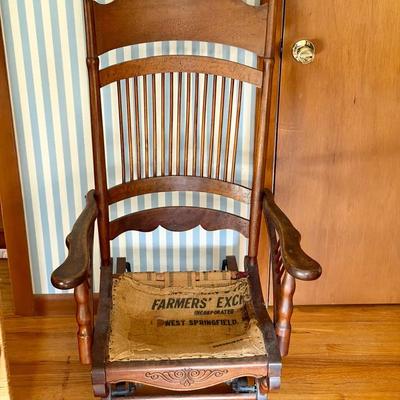 Antique Rocking Chair 
