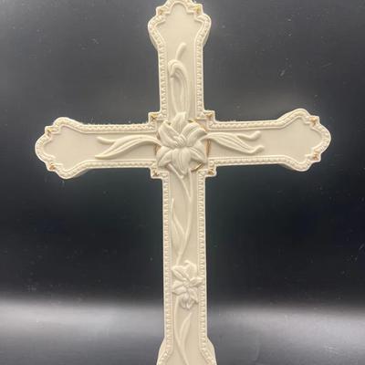 Lenox Porcelain Lily Cross 1995 Home Decor