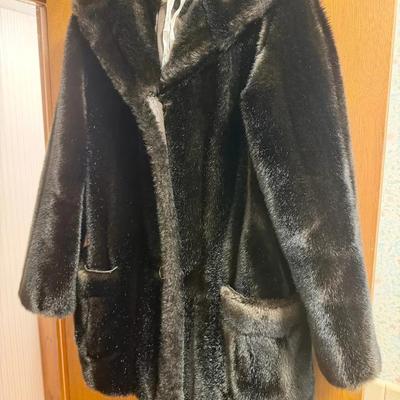 Russel Taylor Mincara Coat