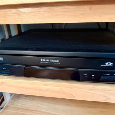 Philips Magnavox CDC 735 5-Disc Carousel CD Changer W Remote 