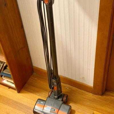 Shark Vacuum Cleaner — Tested & Works 