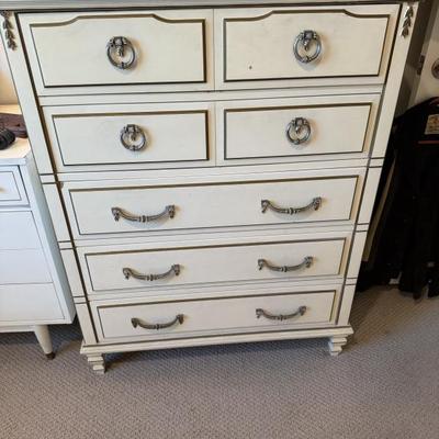 Sale Photo Thumbnail #195