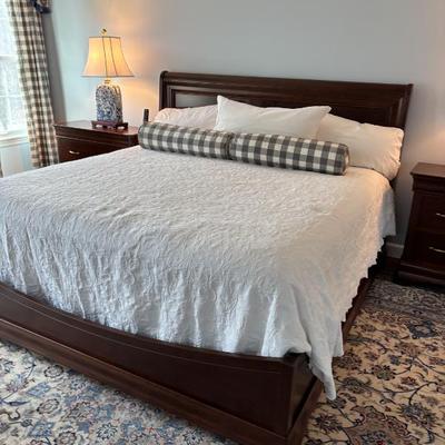 Sale Photo Thumbnail #100