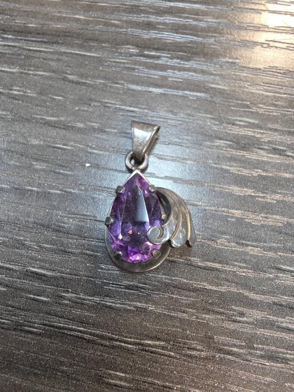 Sale Photo Thumbnail #4