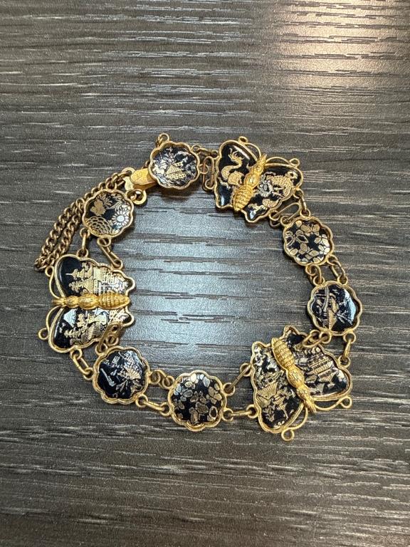 Sale Photo Thumbnail #89