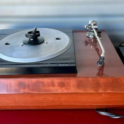 Technics Turntable 