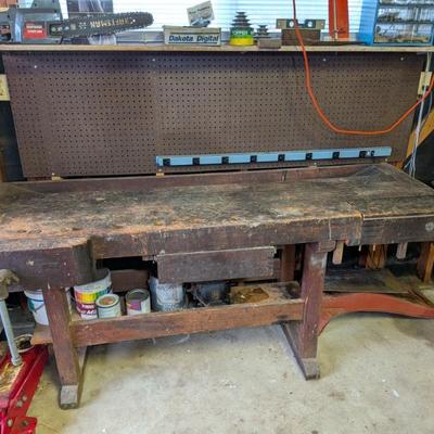 Antique carpenters workbench with vises on the sides! Made by Esslinger & Abt, Laupheim, Germany!