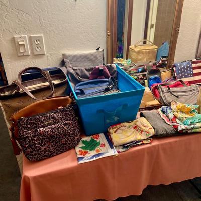 Sale Photo Thumbnail #122