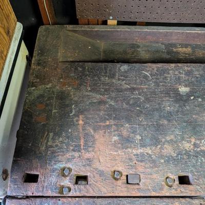 Antique carpenters workbench with vises on the sides! Made by Esslinger & Abt, Laupheim, Germany!