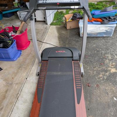 Treadmill in good working condition!