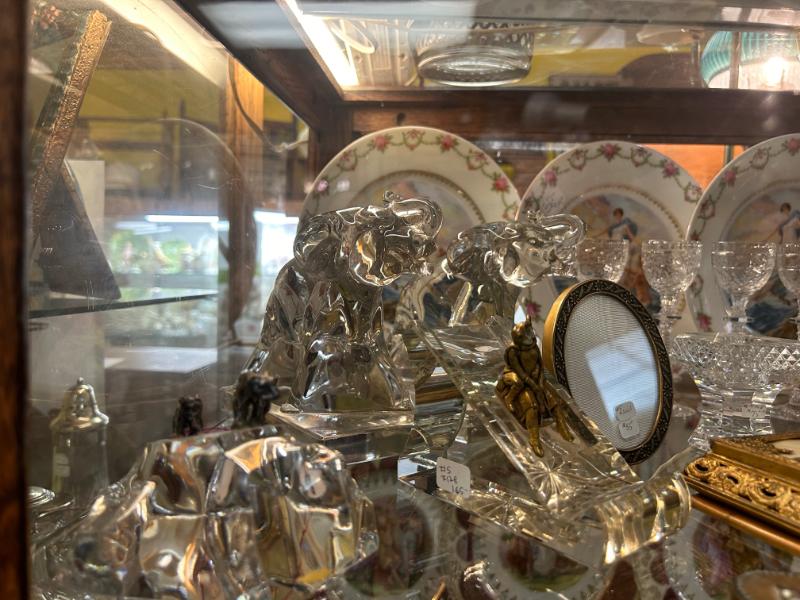 Sale Photo Thumbnail #48