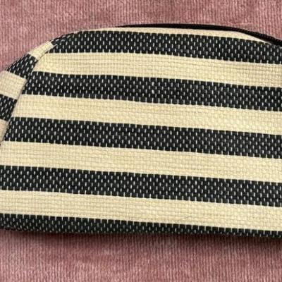 Sale Photo Thumbnail #142