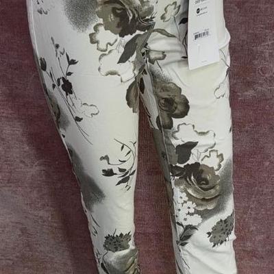 Sale Photo Thumbnail #189