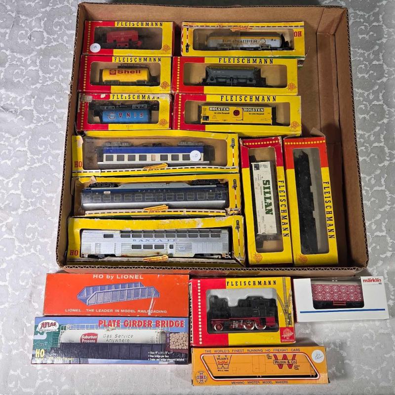 Sale Photo Thumbnail #453