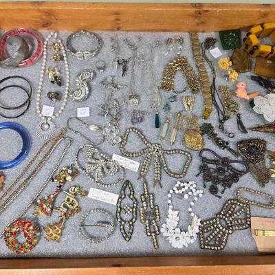 Sale Photo Thumbnail #304