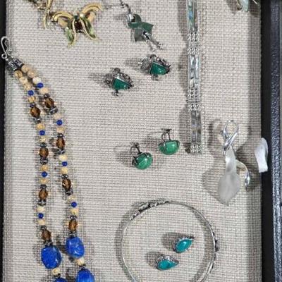 Sale Photo Thumbnail #386