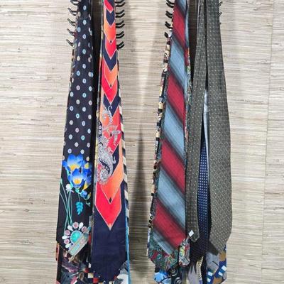 Sale Photo Thumbnail #351