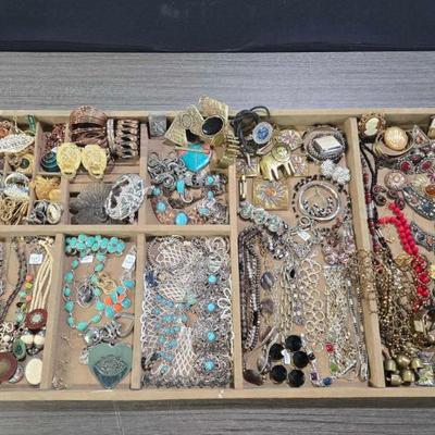 Sale Photo Thumbnail #363