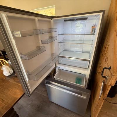 Sale Photo Thumbnail #46