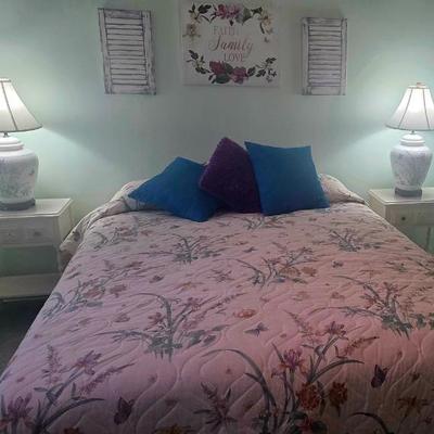 Sale Photo Thumbnail #9: Early 1960s 5-piece bedroom set, mattress included