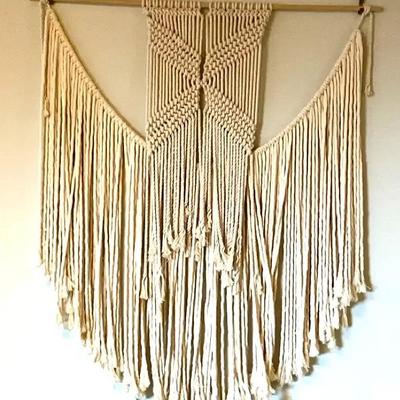 Macrame wall hanging