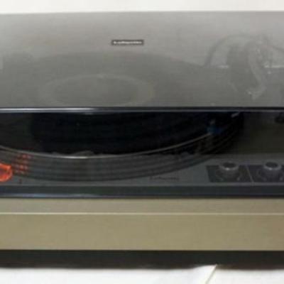 Sale Photo Thumbnail #161: 1161	LAFAYETTE RECORD PLAYER TURNTABLE, MODEL T-4000, APPROXIMATELY 15 IN X 19 IN X 6 IN H
