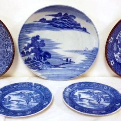 Sale Photo Thumbnail #119: 1119	GROUP OF ASSORTED JAPANESE BLUE & WHITE CHARGES AND PLATES, LARGEST APPROXIMATELY 12 IN
