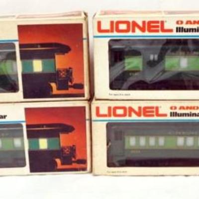 Sale Photo Thumbnail #170: 1171	LIONEL TRAIN O GAUGE ILLUMINATED PASSENGER CARS IN BOXES
